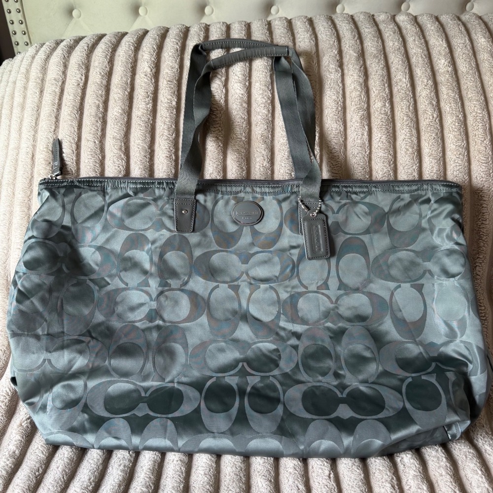 Coach Signature C Packable Weekender Tote Bag Gray Satin Travel Pouch 1941 - Picture 2 of 13